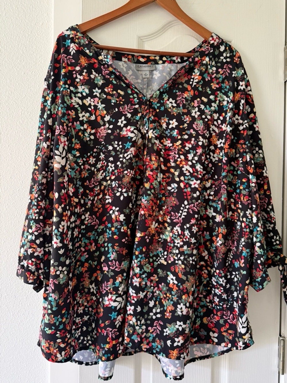 Catherines 3X Black Floral V-Neck Peasant Blouse Tunic Plus Size